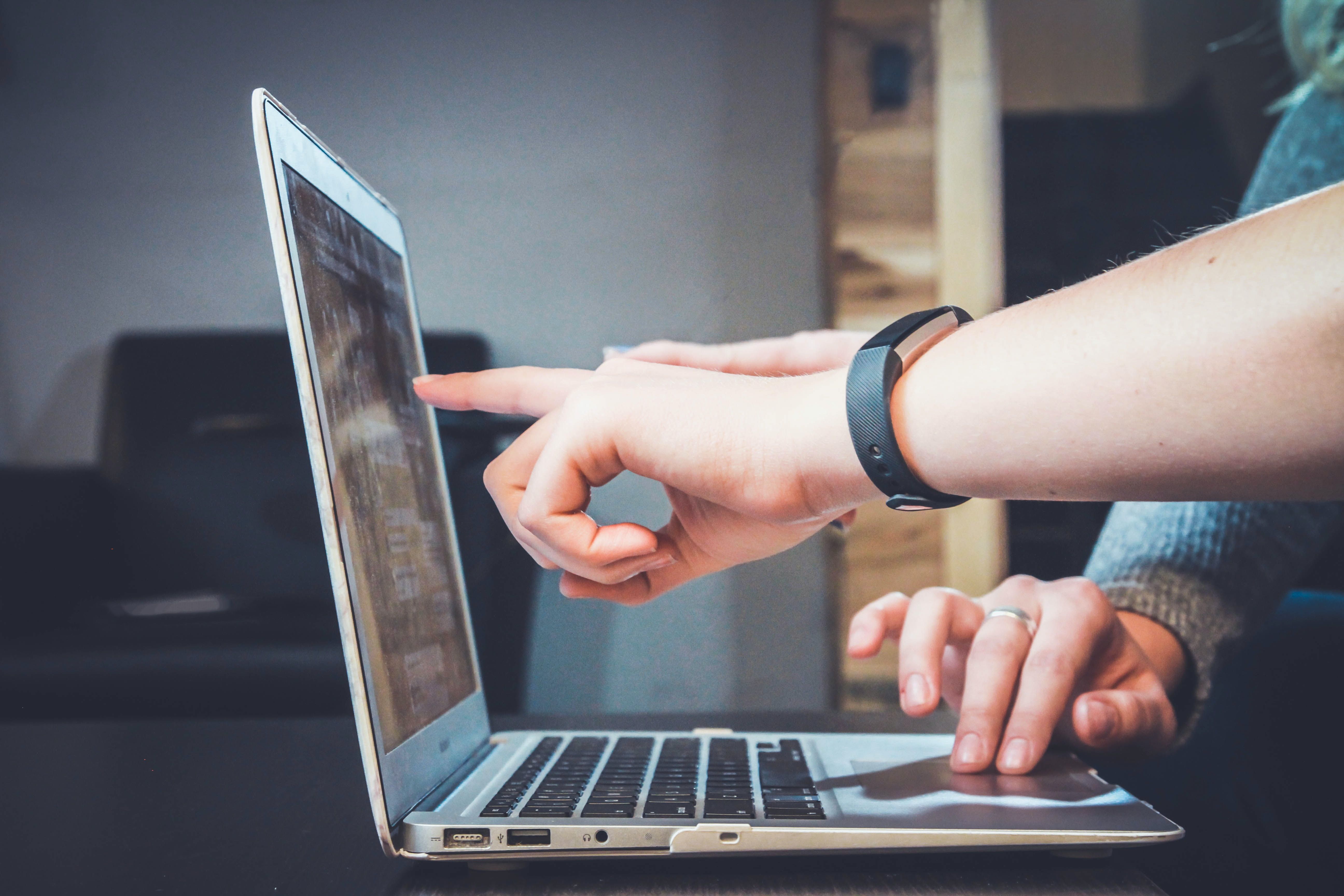 trouver un community manager pour gagner des abonnés
